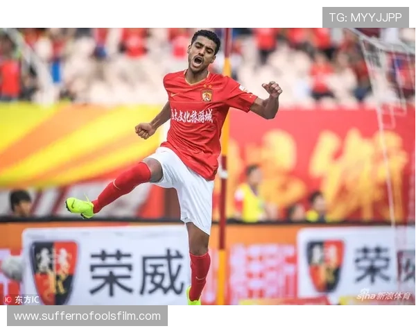 巴尔韦德:右路推进核心承担边中结合职责 巴尔韦德:右路推进核心承担边中结合职责