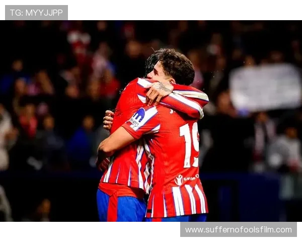 阿尔瓦雷斯半决赛梅开二度的战术与荣誉价值解析