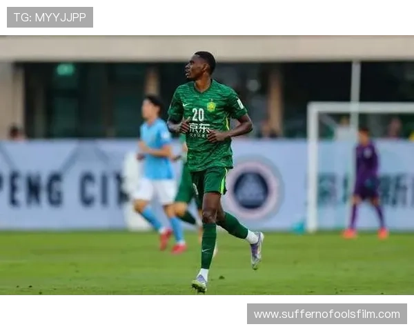 北京国安悲剧再现:斥巨资引援却遭遇战术崩塌,中超豪门终成伪强队! 北京国安悲剧再现:斥巨资引援却遭遇战术崩塌,中超豪门终成伪强队!